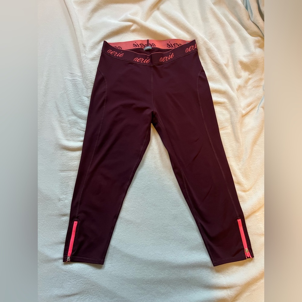 Aerie Maroon Capris Leggings